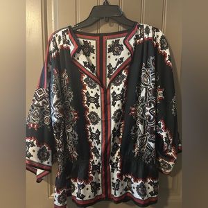 Silk patterned top! Short sleeves, elastic gathered at waist. One size.